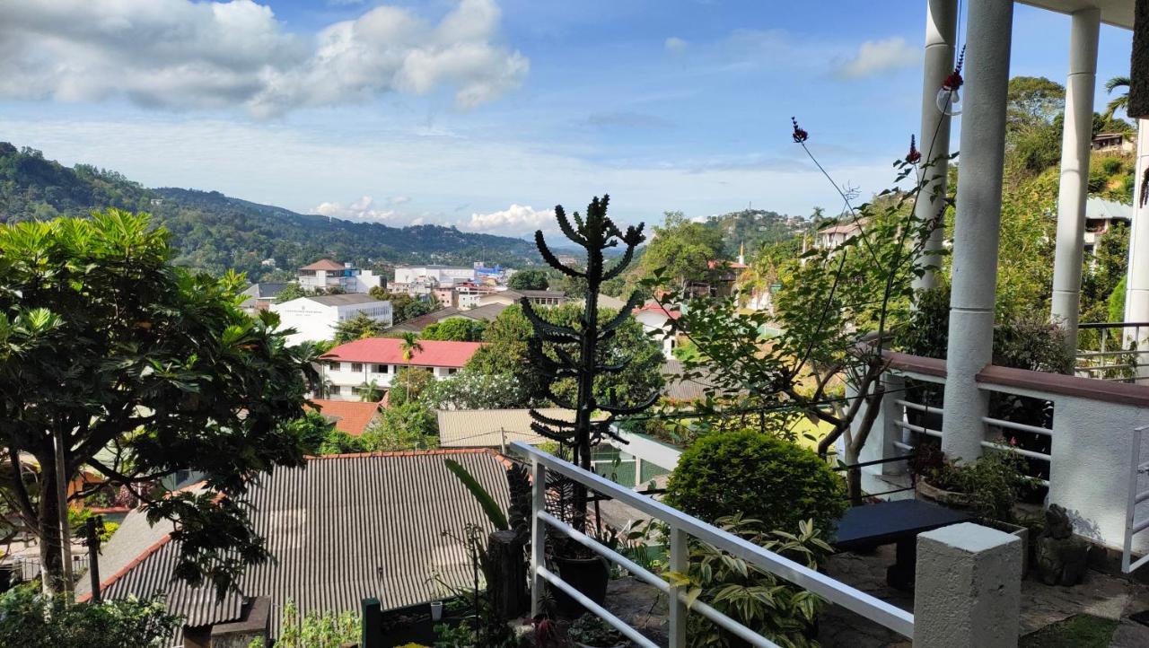 Marvel Hills Kandy Bagian luar foto