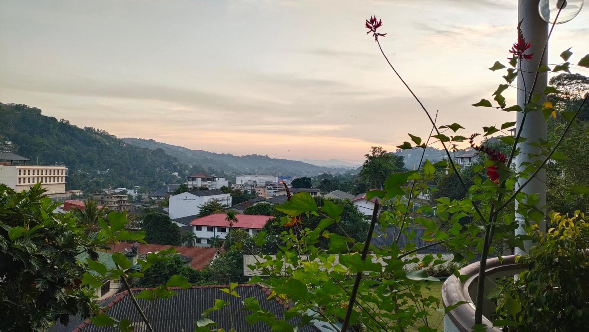 Marvel Hills Kandy Bagian luar foto